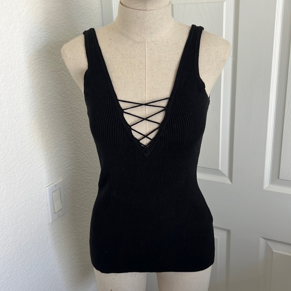 Minnie Rose Sleeveless Sweater